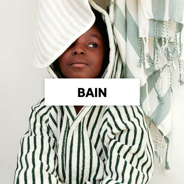 Outlet Bain